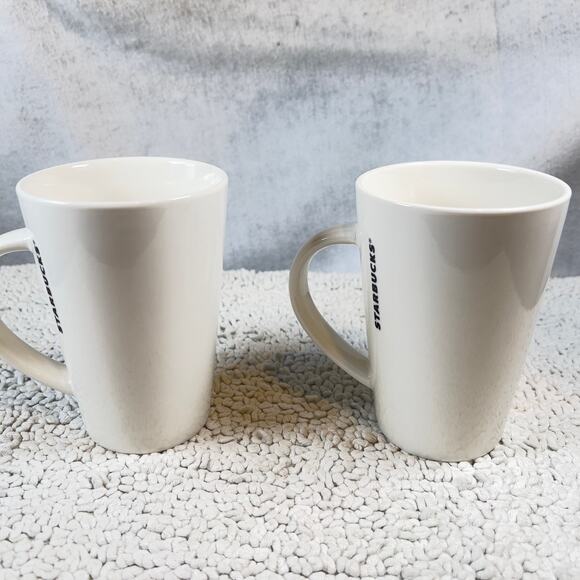 Starbucks Holiday Coffee Cup Mug Christmas 2019 Holly & Doves Set of 2 Siren - Picture 5 of 10